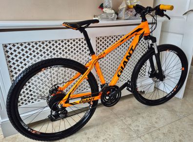 Giant ATX Mountain Bike