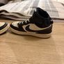 Boys Nike trainers UK size 1 Image 6