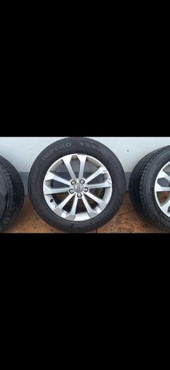 audi q5 quattro alloys