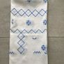 Vintage tablecloth plus 6 matching napkins. Image 5
