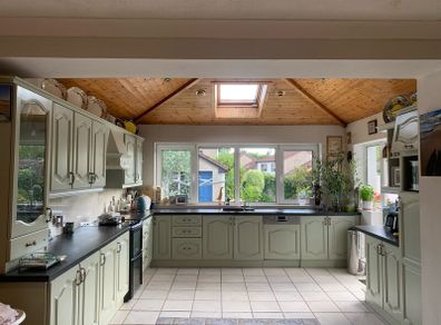 Solid oak kitchen