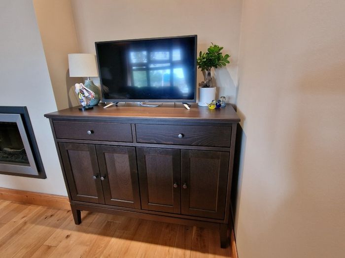Sideboard / Cabinet
