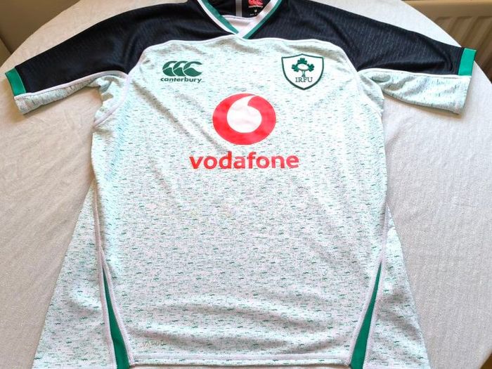 2019/20 IRFU Canterbury Rugby Jersey Size M Adults