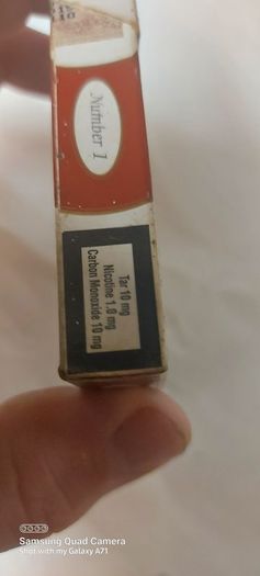 Old 10s Carrolls number 1 ,ciragrette packet,pj carrolls ,,hard to come by 10s,not made any more,,used condition, see pictures ,take as is,buyer collects or pays postage thank you collectors item