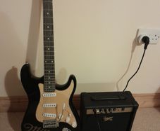 Collectable Electric Guitar & 15w Amplifier - Miller Draught