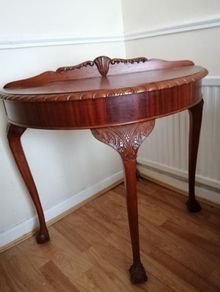 Antique Queen Ann Table
