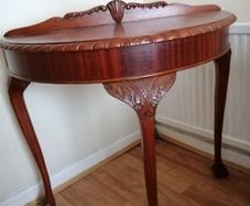 Antique Queen Ann Table