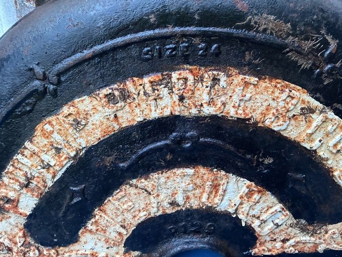 Pierce pulper front plate