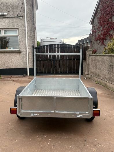Car trailer