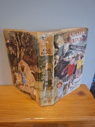 Enid Blyton Adventure Book