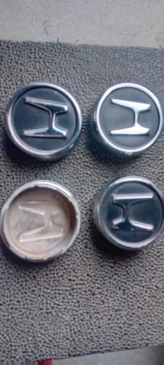 Honda wheel centre caps