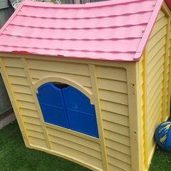 playhouse