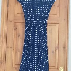 Dress suit 14 size L elasticated waist navy and white. Pleated from waist down
