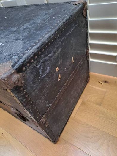 Antique Hartmann Steamer Trunk