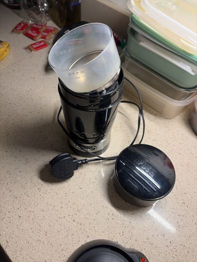 Delonghi Electric Grinder