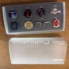 Pin Set