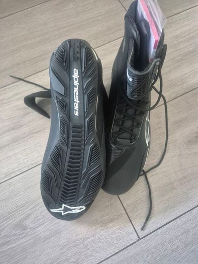 alpinestars boots