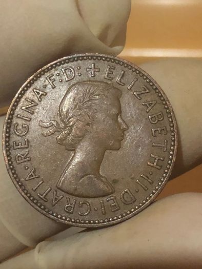 Elizabeth Halfpenny  x28 Pictures of each coin