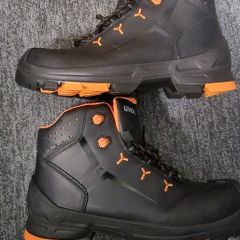 UVEX 2 Black Leather Work Boots