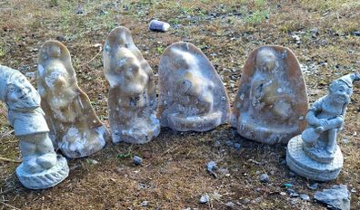 4 garden gnome moulds