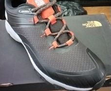 mens trainers