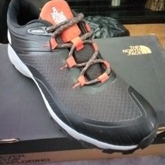 mens trainers