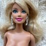 Barbie Mattel Body 2010 Head 1998 Silver earrings Blond red lips damaged leg Please look at the pictures Image 3