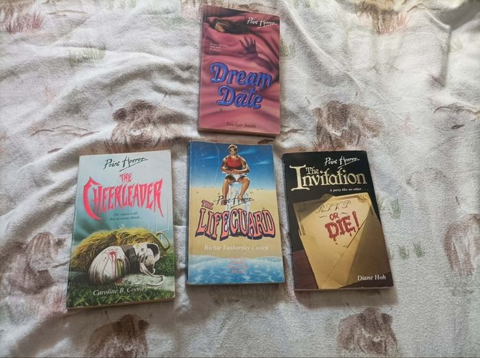 Point horror books Vintage 90s books for teenagers.