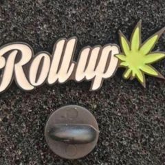 Roll up ,  pin back badge.