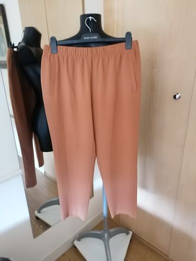 Women's Trousers NWOT SIZE 14
