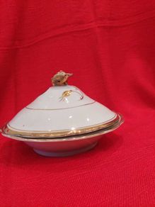 China Vegetable / Casserole Dish / Vegetable Tureen