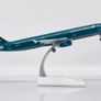 JC Wings Vietnam Airlines A321 1/200 Die Cast Model Aircraft Image 2