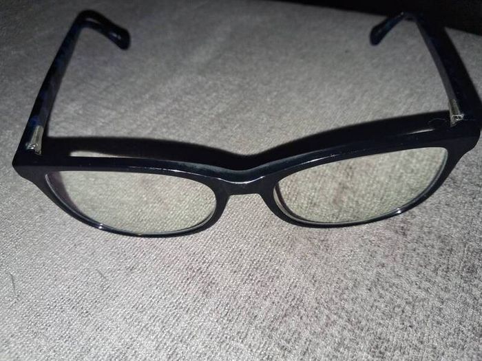 Free With Anything Bought Out Of My Ads!! - Converse Glass Frames - RRP - 130.00 - Approx - Size - Width - 140mm x Dept - 140mm - Height - 45mm