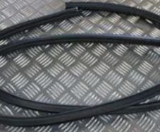 CFE102981 | Weatherstrip - RH - Front Door | Defender 2005-2010