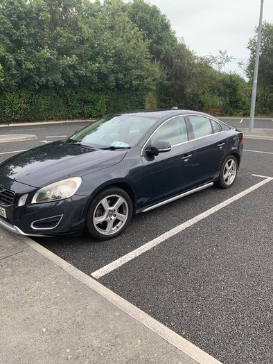 Volvo S60  D3 SE LUX 2010 2 l  Diesel  Manual