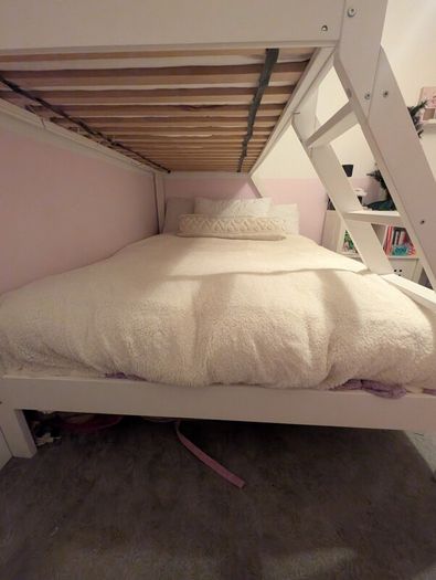 Double with single bunk bed