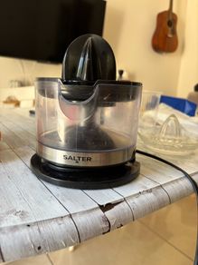 Salter Electric 40W Citrus Fruit Juicer Machine