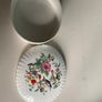Aynsley oval Pembroke trinket box Image 2