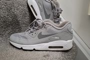 Nike Air Max runners. Size UK5