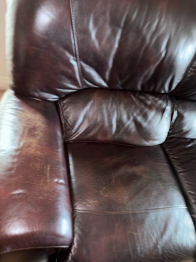 Leather recliner sofa