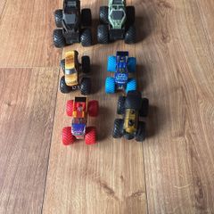 Toy monster trucks