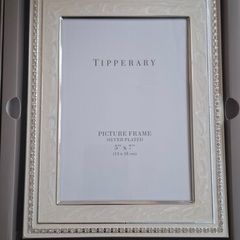 Newbridge picture frame