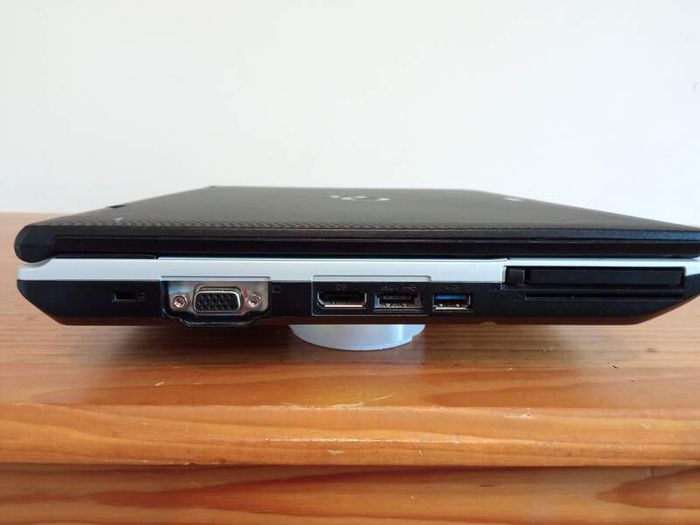 Fujitsu Lifebook S751 - Intel Core i5 Laptop