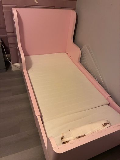 Ikea pink extendable bed