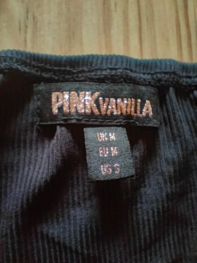 Black Cropped front ruched halter top, PINK VANILLA, Size 10