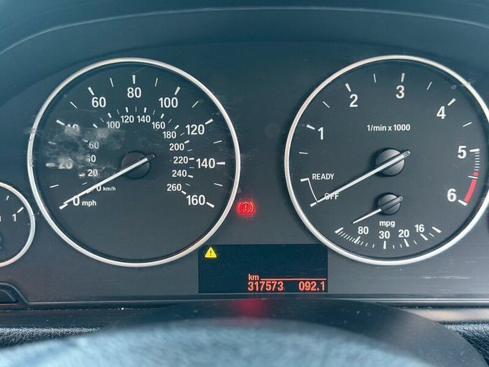 BMW 320d F30 business dynamic - 2.0 diesel- 11/27