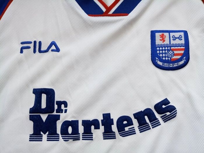 2000-02 Rushden & Diamonds  Fila Jersey Size L Adults