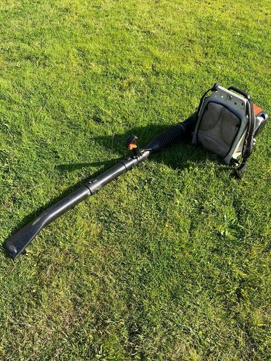 Leaf blower STIHL