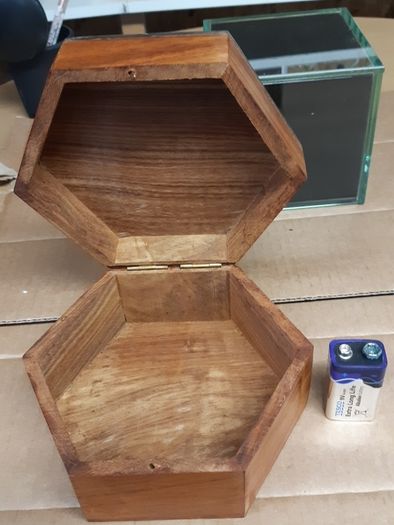 Trinket box inlaid