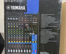 Yamaha MG12XU Mixer